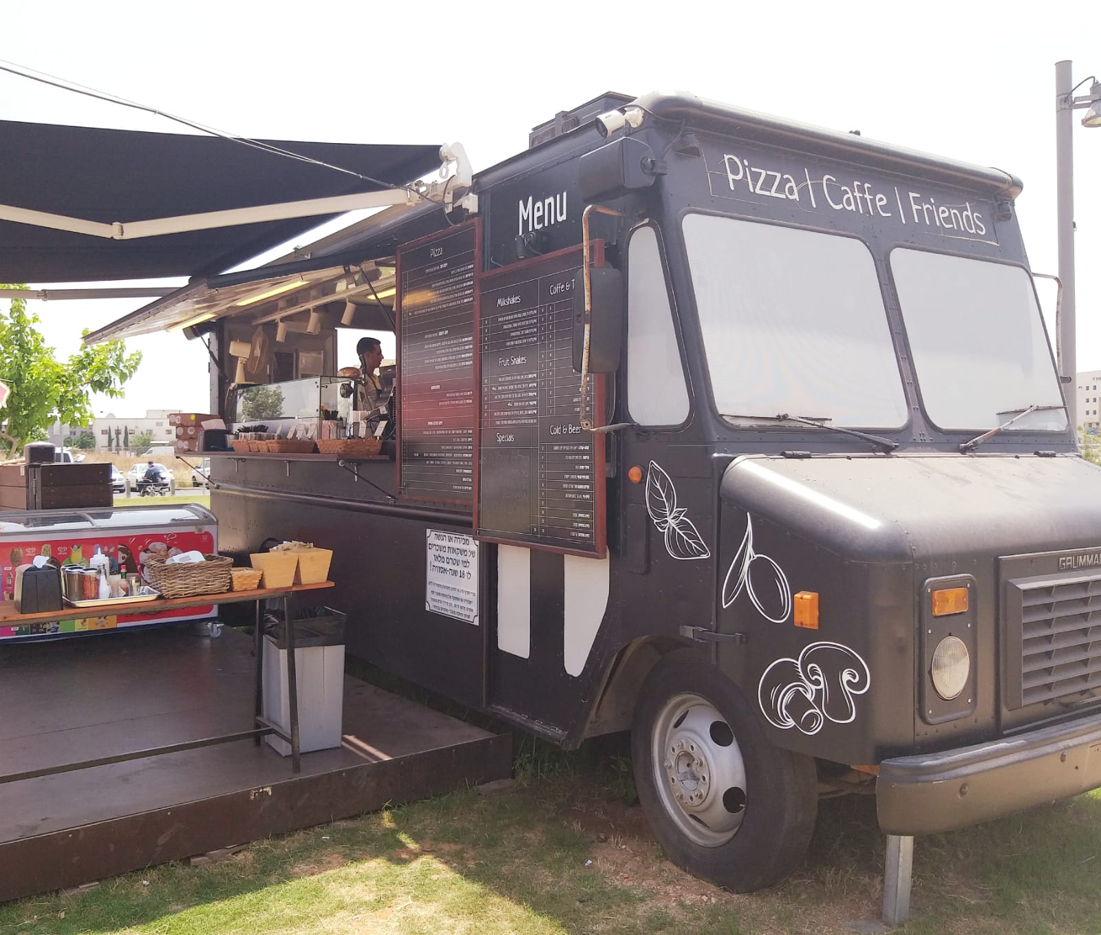 משאית אוכל, פארק הוד השרון
